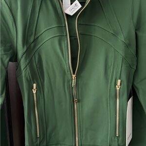 lululemon athletica green define jacket with Gold Zippers